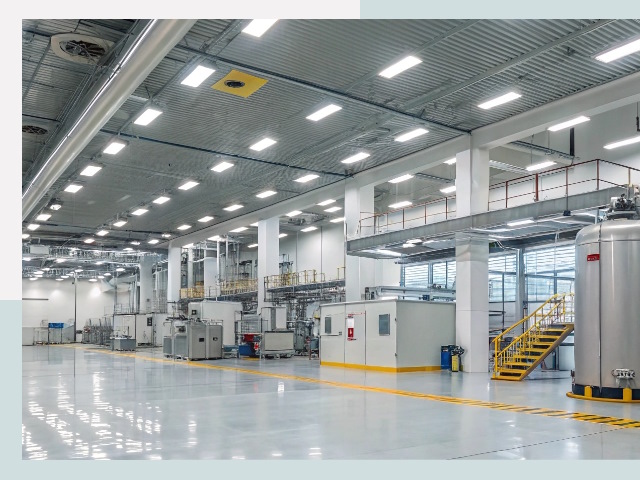 Освещение ангаров в Топках от 608 руб. - Эффективные решения