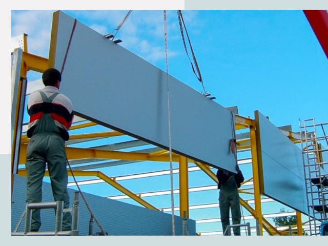 Монтаж сэндвич-панелей в Топках от 608 руб.